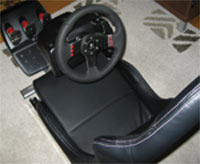 Playseats Evolution ja Logitech G27 ratti pelivalmiina